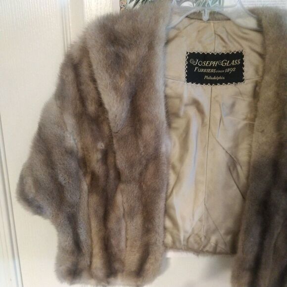 Joseph Glass Furriers Women's Stole Fur Wrap Classic Brown Rustic Shawl - Picture 3 of 16